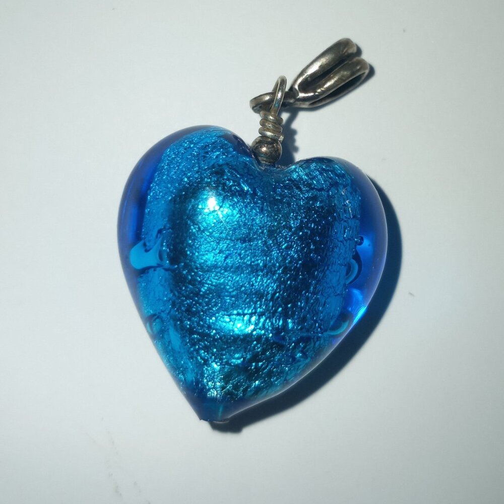 BEAUTIFUL VINTAGE Blue Glass Murano Heart Necklace Pendant